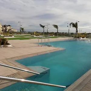 Primera Linea De La Playa En Apartamento